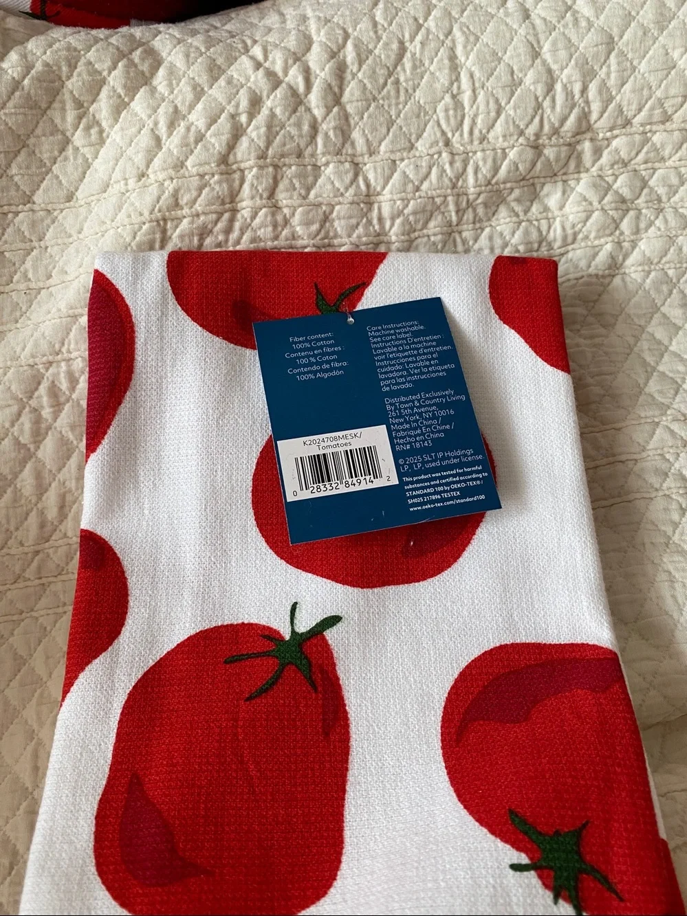 Sur La Table “Tomato” Drying Mat, Mini Oven Mitts and Kitchens Towel Set